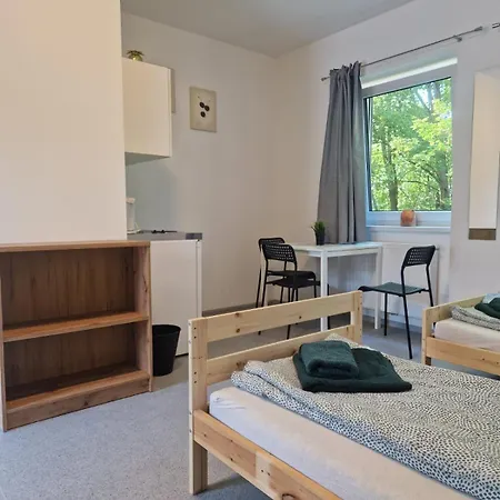 Gruppenunterkunft Fuer Firmen & Arbeiter In Appartement